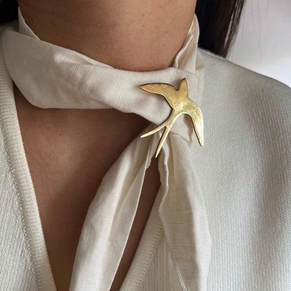 Anthropologie Jewelry - Swallow Gold Brooch